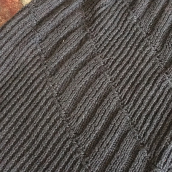 American Eagle black Sweater Tank - Picture 4 of 4